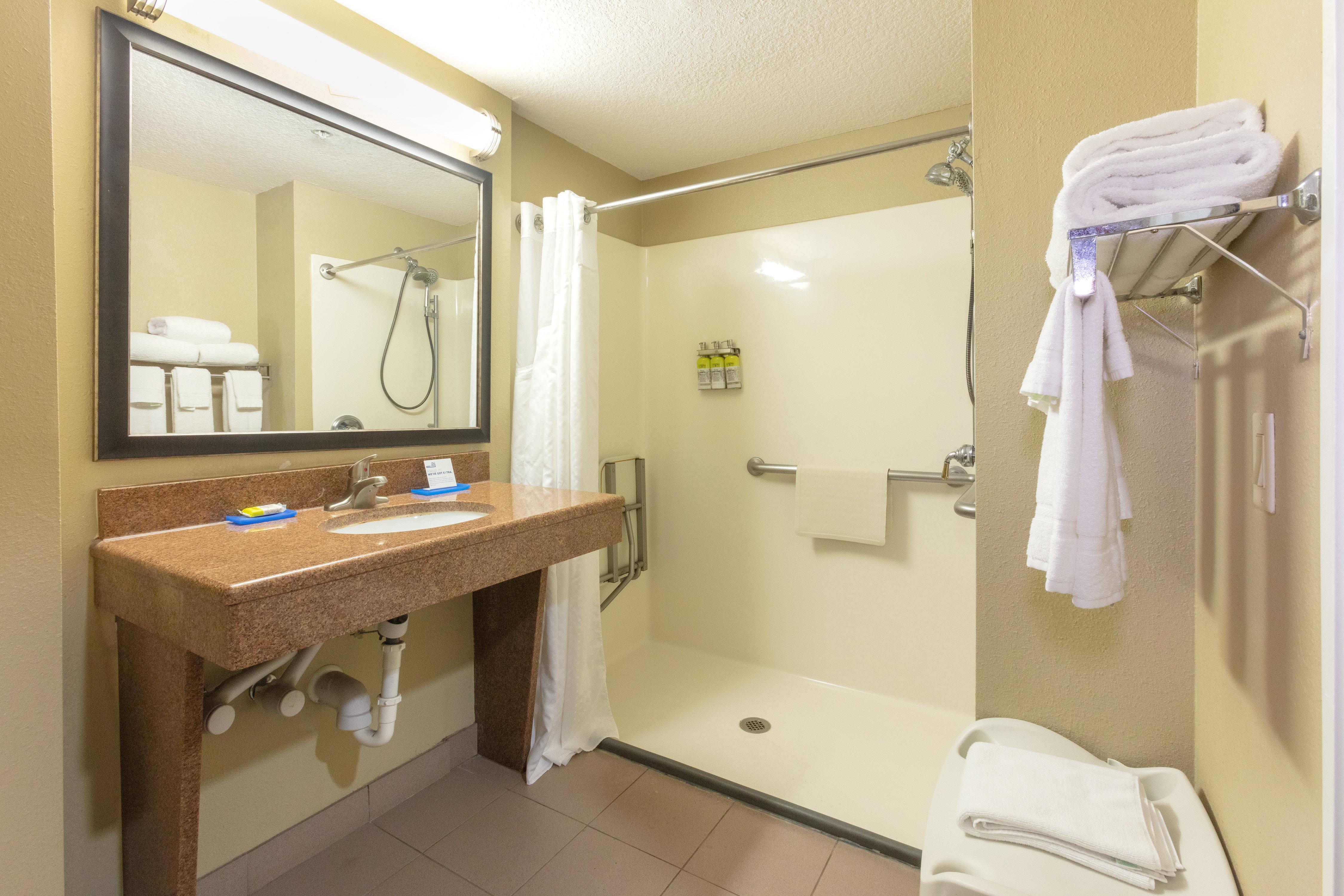 Holiday Inn Express Hotel & Suites Jacksonville Airport By Ihg Buitenkant foto